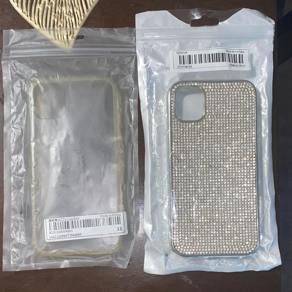 IPhone 11 Clear & Glitter Phone Cases